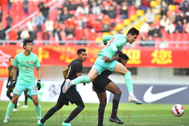 中国国奥队热身赛不敌马来西亚国奥队